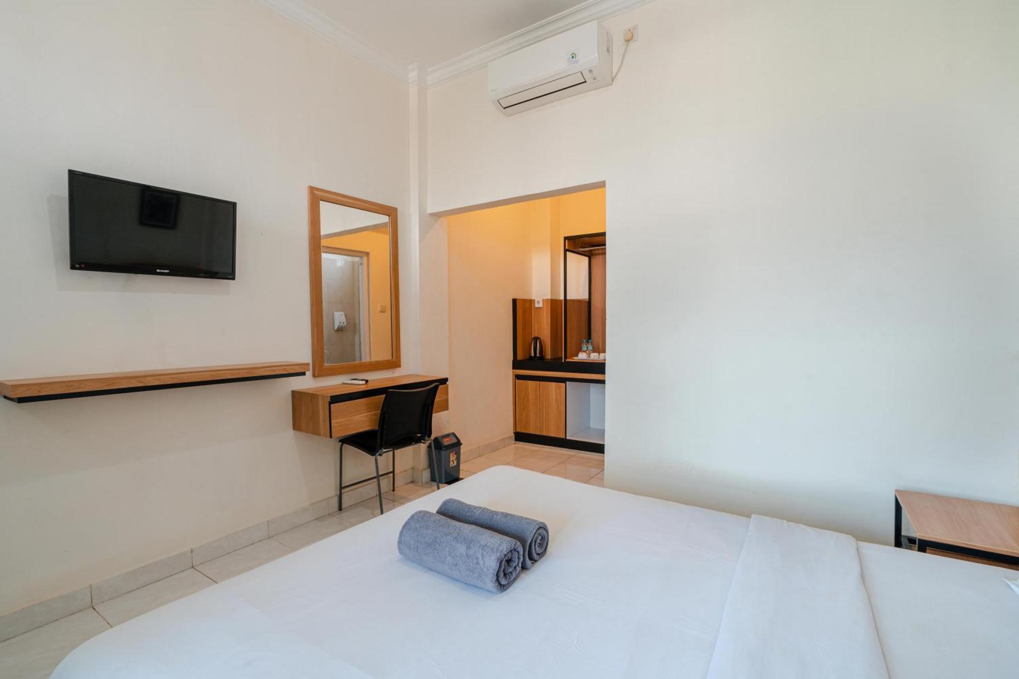 Pondok Anyar Hotel Kuta Lombok Esterno foto
