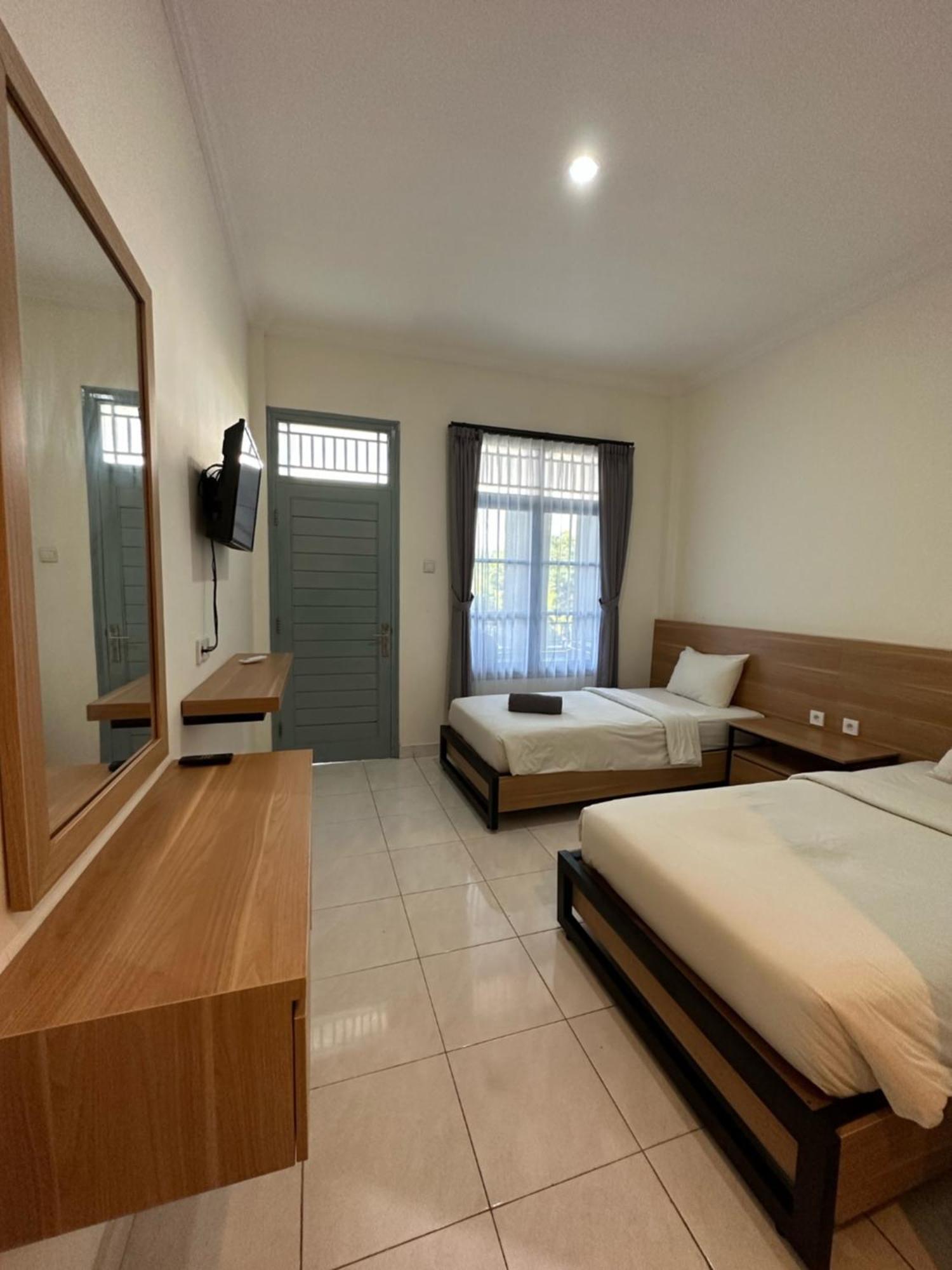 Pondok Anyar Hotel Kuta Lombok Esterno foto