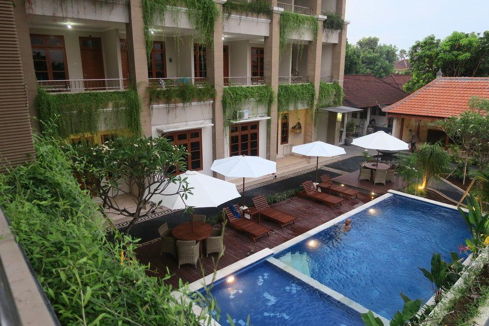 Pondok Anyar Hotel Kuta Lombok Esterno foto