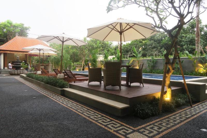 Pondok Anyar Hotel Kuta Lombok Esterno foto